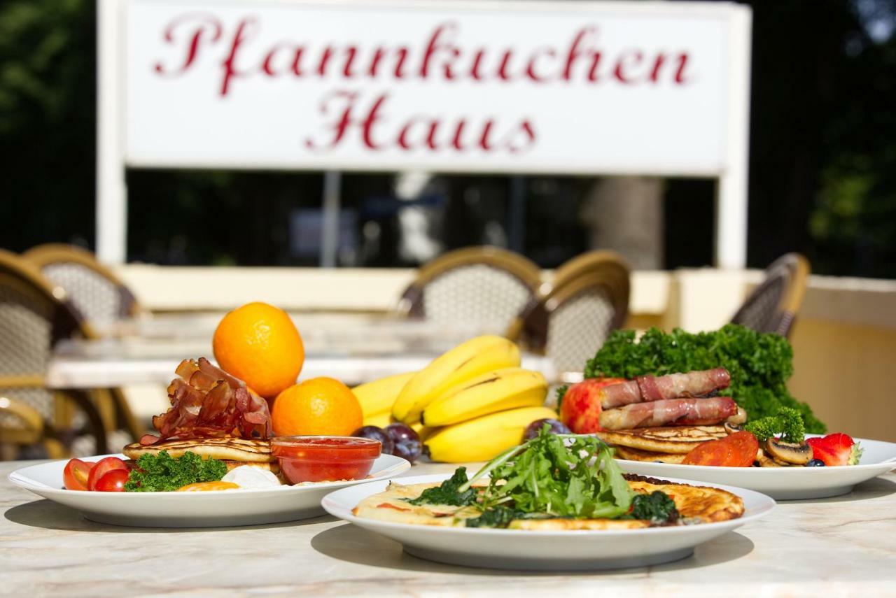 Hotel Pfannkuchenhaus Fehmarn Burg auf Fehmarn Exterior foto